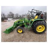 John Deere 4520