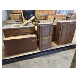 2 Bathroom Vanities, & 4 Upper Cabinets