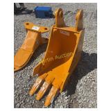 CAT 305 bucket  12'   +