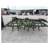 JD field cultivator, 3 pt   ROW 5