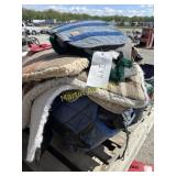 Fly nets + blankets