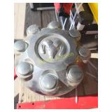 Hubcaps & nuts for a 2011 Ram   RWC