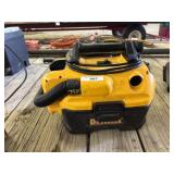 DeWalt electric vacuum
