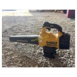 DeWalt electric leaf blower