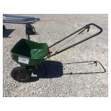 Scotts turf builerder fertilizer spreader