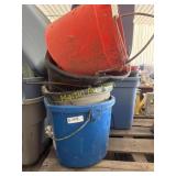 Animal feed buckets (4)  RWD