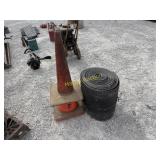 Roll of rubber conveyor belt, and two traffic