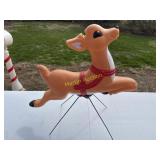 Blow mold reindeer