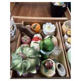 Cookie jars and decorations