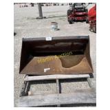Mini skid bucket +