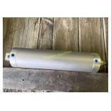 Pneumatic cylinder