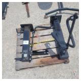 Manual Trailer Jacks (2)