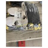 Bundle Of 12 Gloves (3)