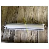Pneumatic cylinder