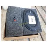 Pair of 6x9 Pioneer speakers in carpeted box