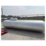 1000 Gallon Propane Tank