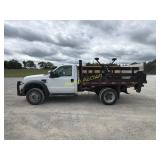 2008 Ford F550 XL Stake bed  VUT
