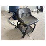 Craftsman roller chair