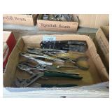 Pliers