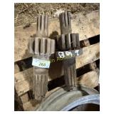 IH M pair of bull gear drives