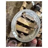 IH M front wheel