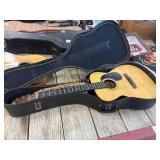 K 400 acoustic guitar with