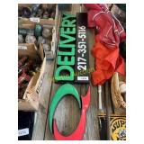 Quiznos delivery sign