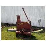 IH silage blower w/ 2 pieces of pipe