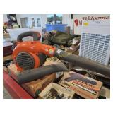 Husqvarna leaf blower