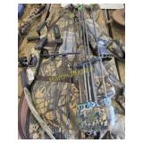 compound bow with case arrows Broadhead