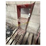Step for 86 series tractor