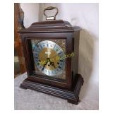 Mantle Clock +