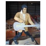 Elvis Statue +