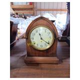 Mantle Clock +