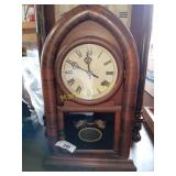 Mantle Clock +