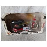 Texaco Truck and Pump +
