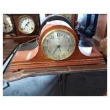 Mantle Clock +