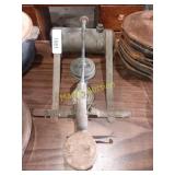 Cast cooking aid