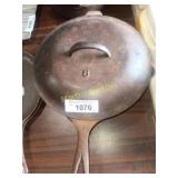 Lodge cast oven & cast pan