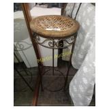 Plant stand