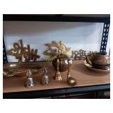 Brass items, wall decoration, bells, trays and
