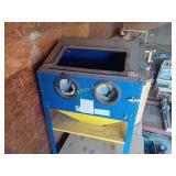 Sandblasting cabinet