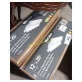 2 light fixtures