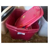 Two totes with lids