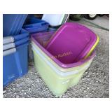 Three totes and three lids