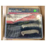 Smith & Wesson Fixed & Folder knives