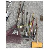 Yard hand tools
