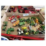 1/64 Scale Collectibles And Tree Ornaments