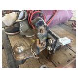 Pintle hitch with ball