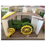 John Deere 1953 model D tractor 1/16 scale